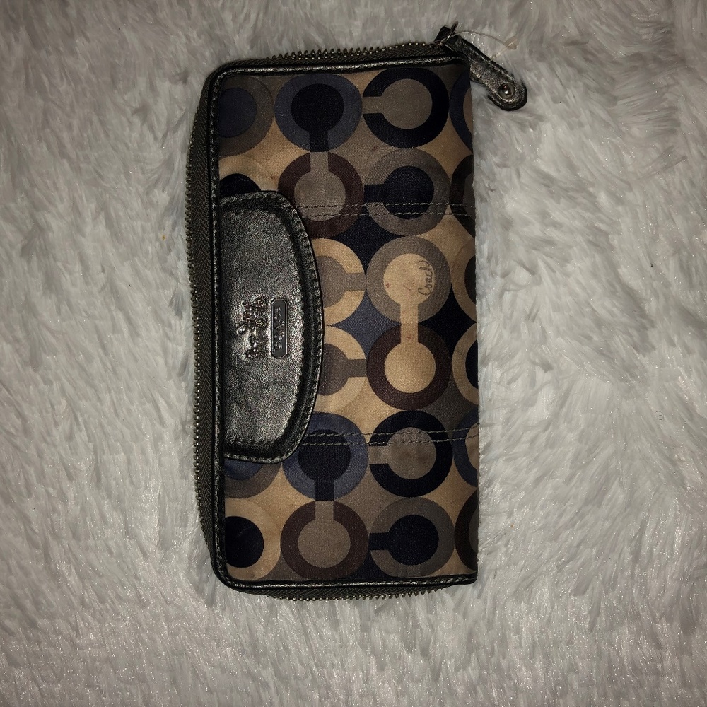 WALLET COACH